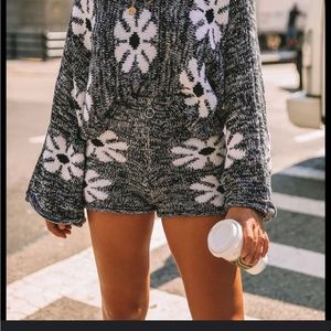 storia floral shorts